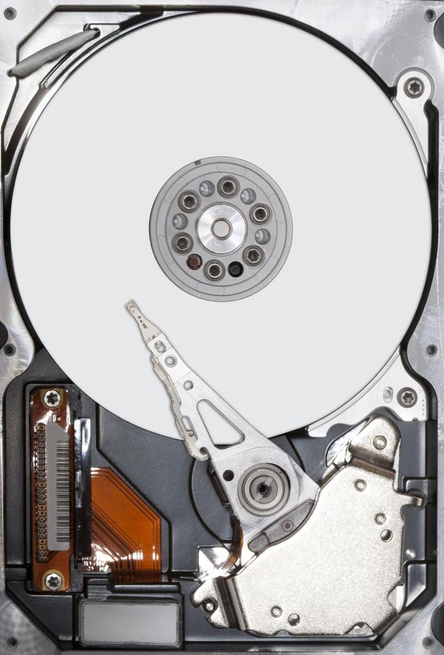 Жесткий Диск HP 1.2Tb (U1200/10000) 12G SAS 2,5 For Gen5 Gen6 Gen7 Gen8 Gen9 Gen10 MSA2052 MSA2050 MSA2042 MSA2040 MSA1050 MSA1040(768788-004)