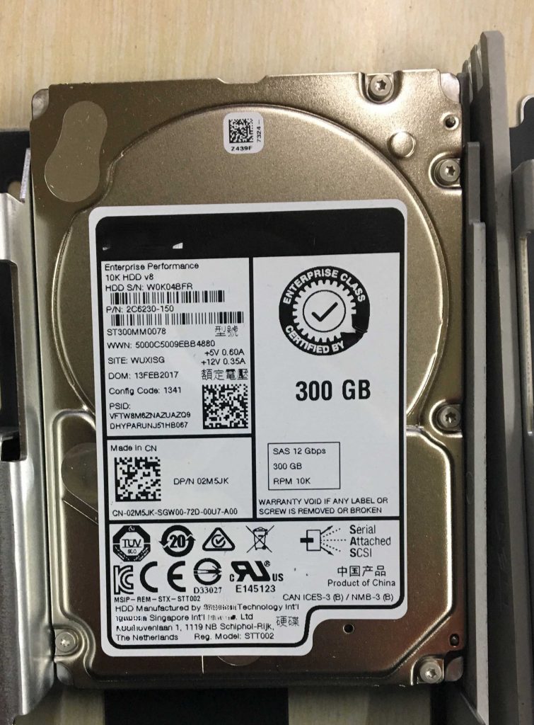  Жесткий диск Dell 2.5 SAS 600Gb 