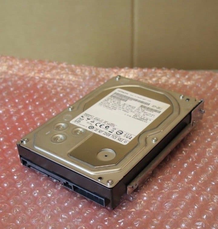 Жесткий диск Hitachi HUA723020ALA640 2-TB 7.2K 3.5 6G SP SATA