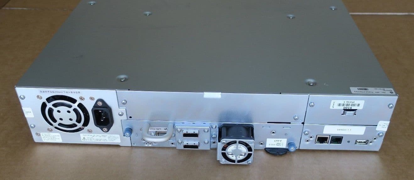 Ленточная библиотека HPE MSL2024 (AK379A)