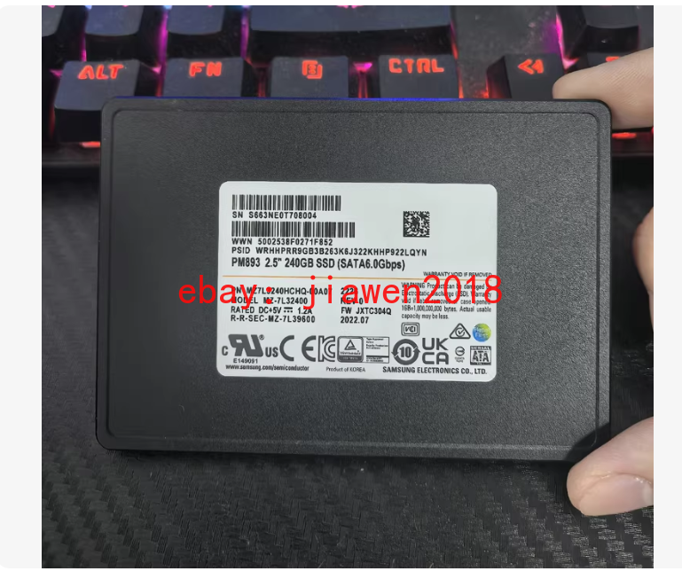 Жесткий диск Samsung 240GB PM893 Series SATA-III 2.5 [MZ7L3240HCHQ-00A07] NEW